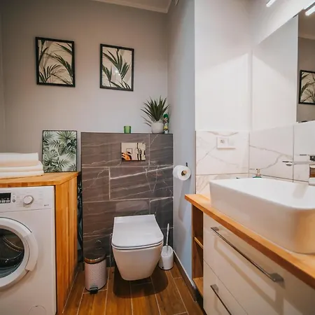 Viki & シクラルスカ・ポレンバ